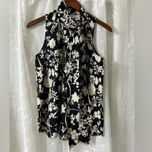 Newport News Black and White Floral Blouse Size 6